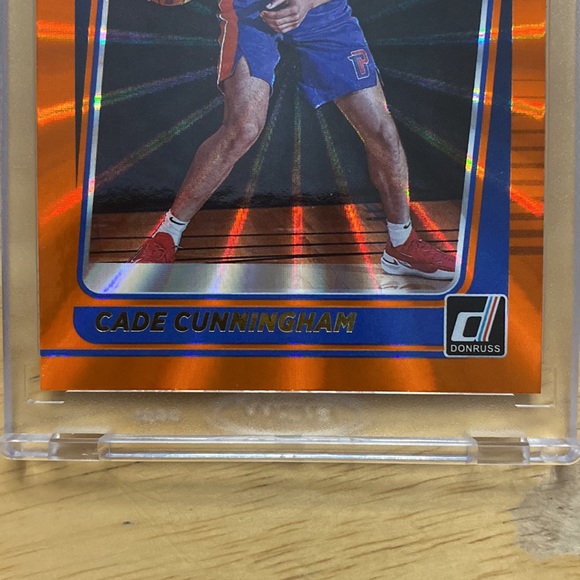 Cade Cunningham 2021-22 Donruss Orange Holo Laser #211 RC - Picture 6 of 6